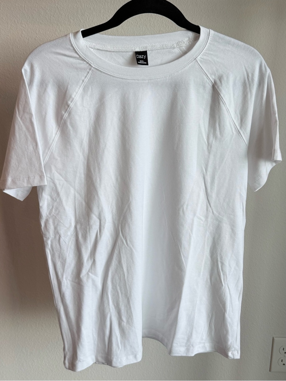 Dazy Men's Short Sleeve Crew Neck T-Shirt in White